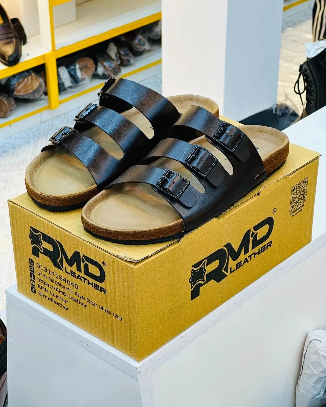 Arizona Sandal - (3 Buckle)